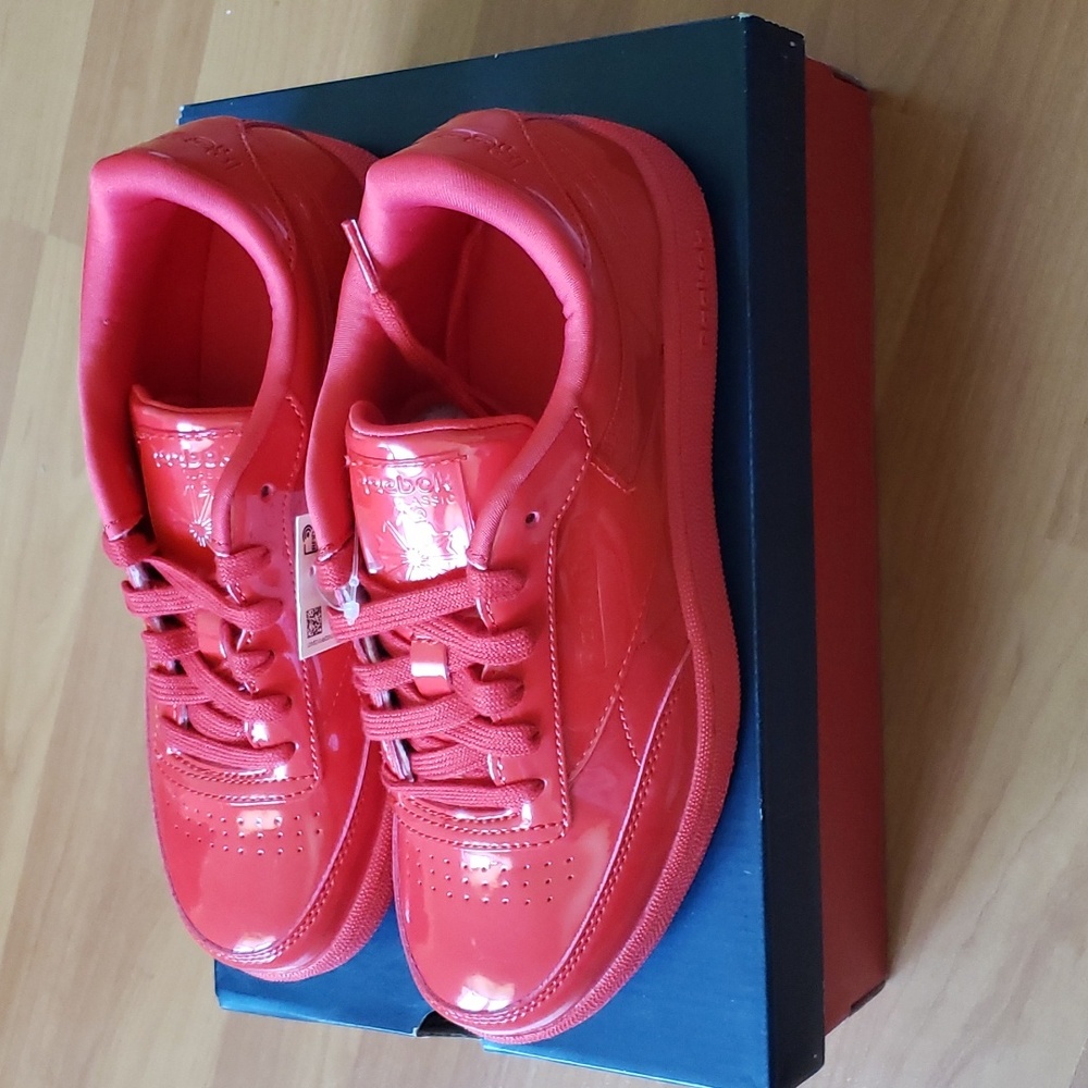 CARDI B X CLUB C REEBOK LIMITED EDITION